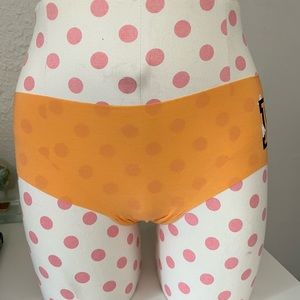 👻🎃Victoria’s Secret PINK Halloween Panty 👻 🎃